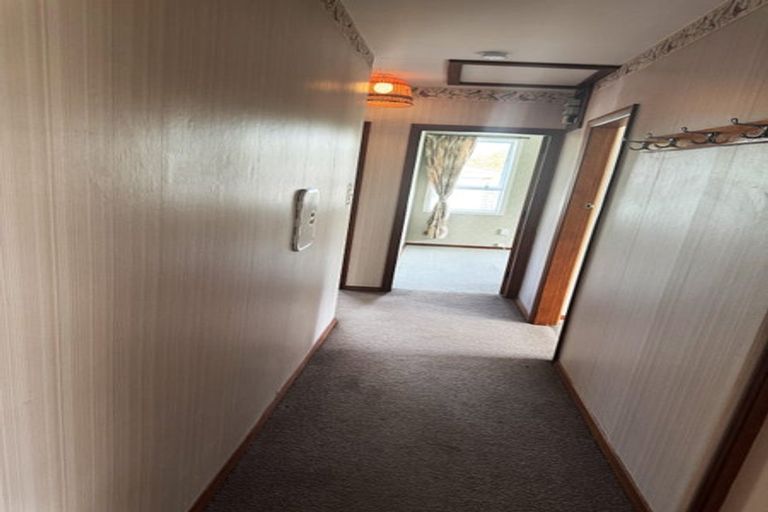 Photo of property in 16 Geelong Place, Burnside, Christchurch, 8053