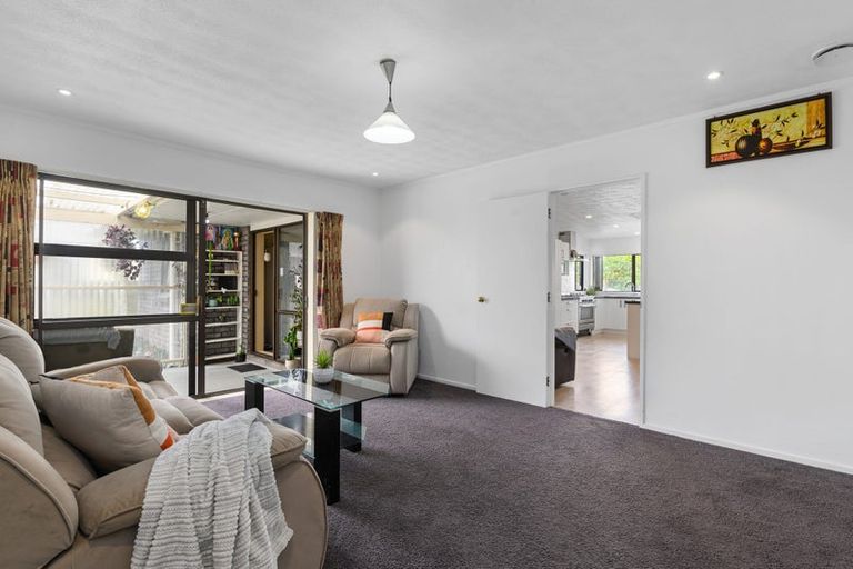 Photo of property in 15 Elmslie Place, Owhata, Rotorua, 3010