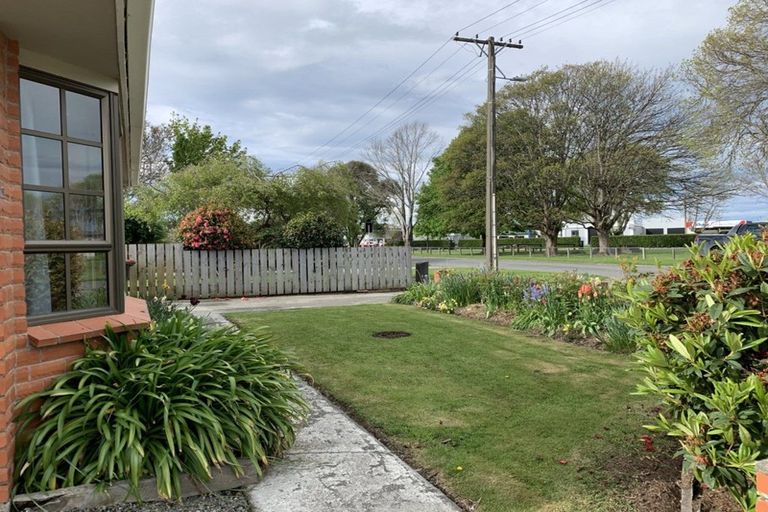 Photo of property in 16a Clyde Street, Winton, 9720