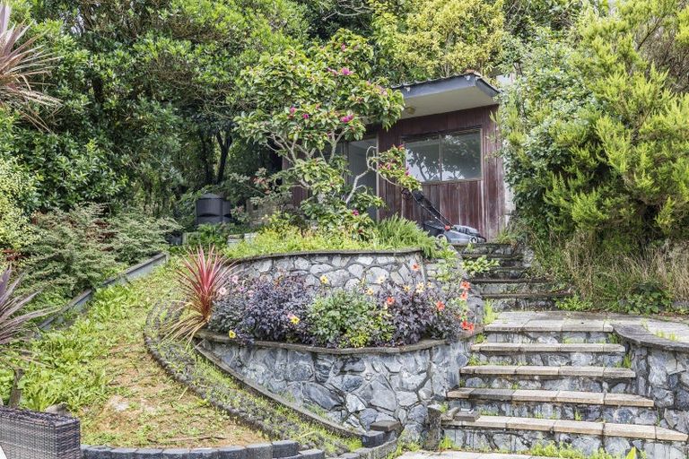 Photo of property in 25 Collier Avenue, Karori, Wellington, 6012
