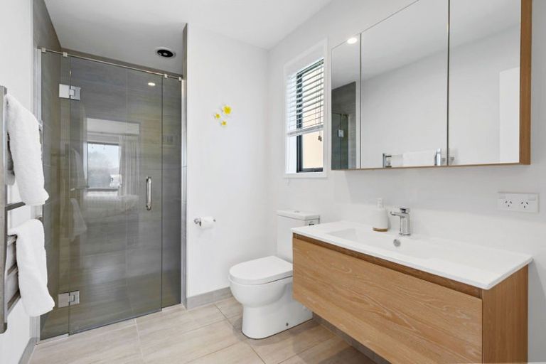 Photo of property in 49 Oceana Drive, Welcome Bay, Tauranga, 3175