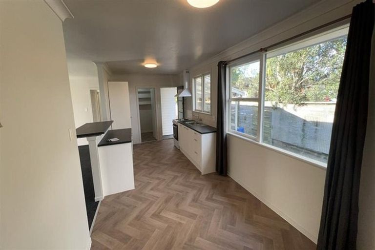 Photo of property in 32 Aurea Avenue, Pakuranga, Auckland, 2010