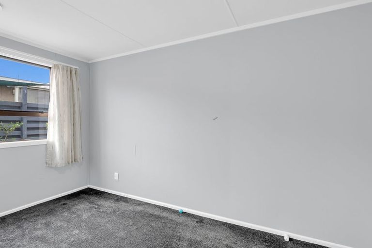 Photo of property in 2 Hampton Place, Springvale, Whanganui, 4501