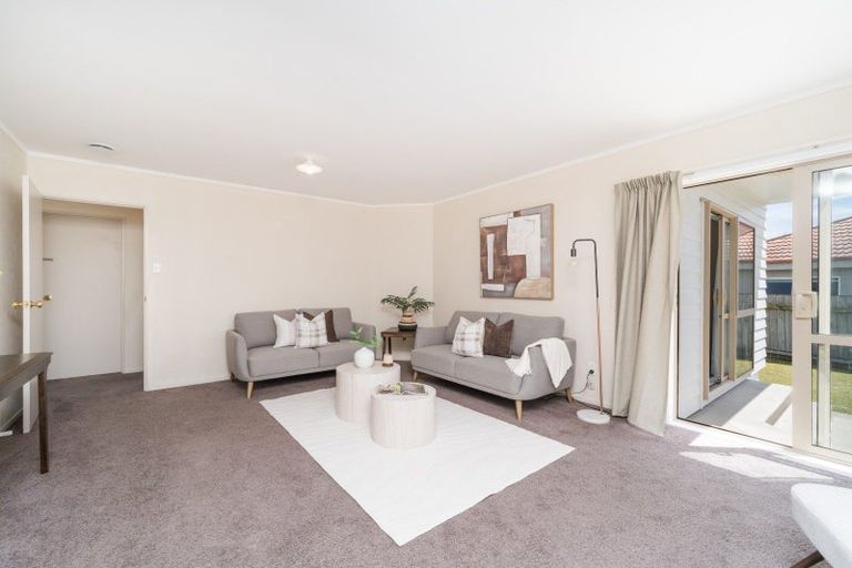 Photo of property in 14 Emmerdale Mews, Highbury, Palmerston North, 4412
