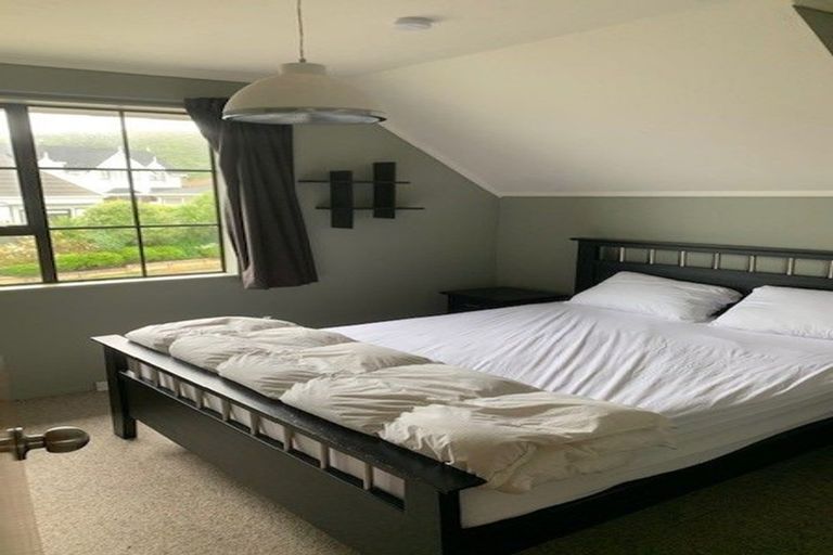 Photo of property in 42 Satara Crescent, Khandallah, Wellington, 6035