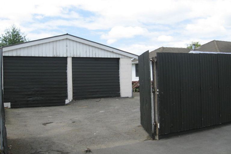 Photo of property in 2 Larch Place, Casebrook, Christchurch, 8051