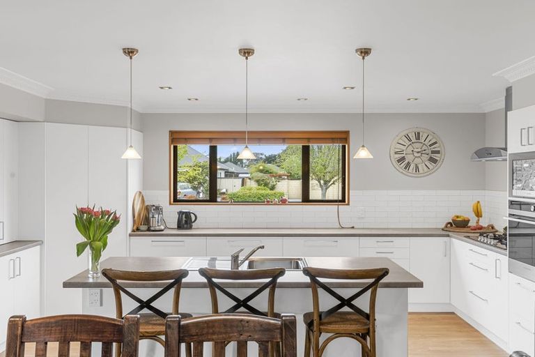 Photo of property in 3 Cathcart Crescent, Prebbleton, 7604