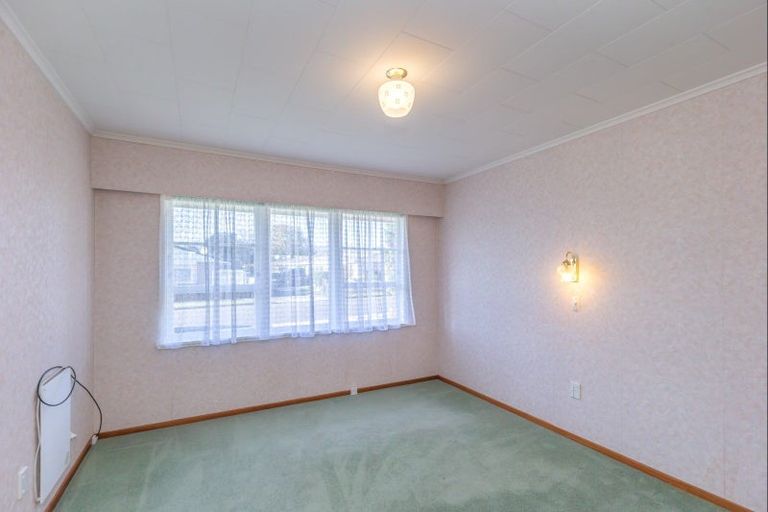 Photo of property in 55 Rugby Street, Levin, 5510