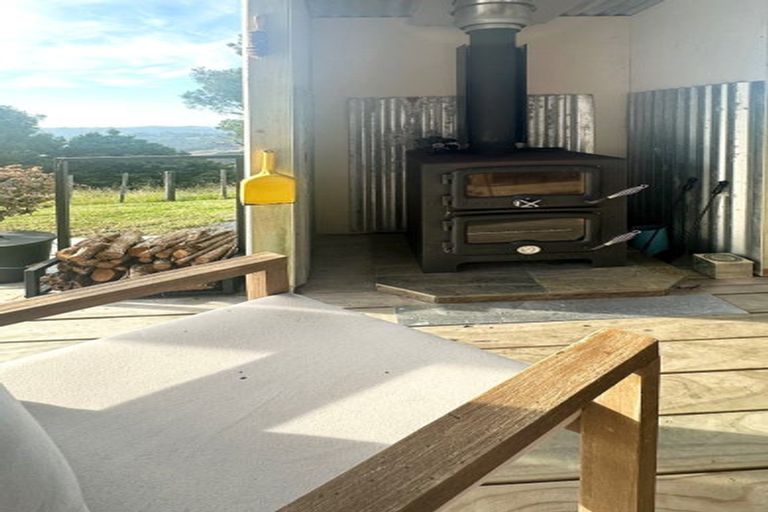 Photo of property in 24 Noakes Hill Road, Puhoi, Silverdale, 0994