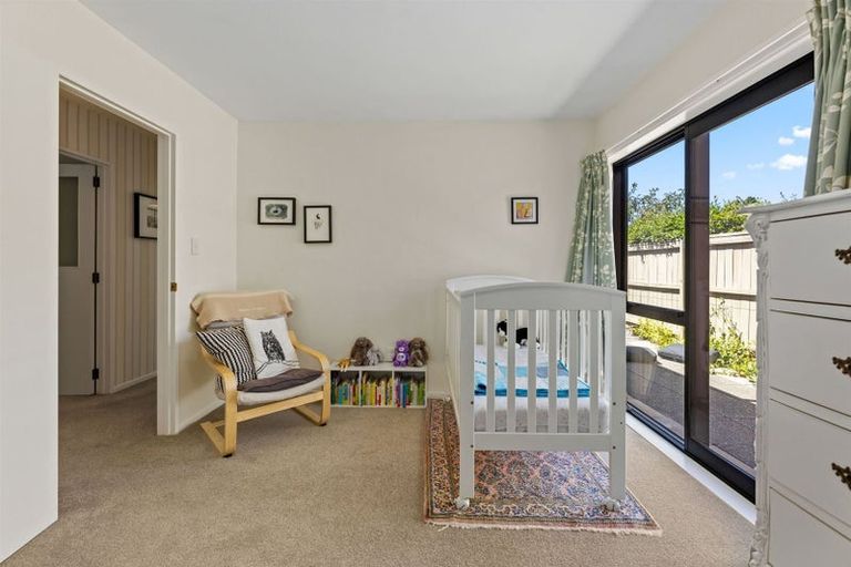 Photo of property in 2/114 Saint James Avenue, Papanui, Christchurch, 8053