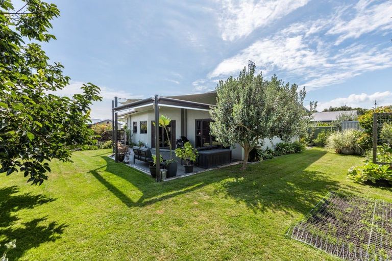 Photo of property in 9 Chelsea Drive, Taradale, Napier, 4112