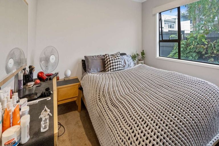 Photo of property in 37b Simpson Road, Papamoa Beach, Papamoa, 3118