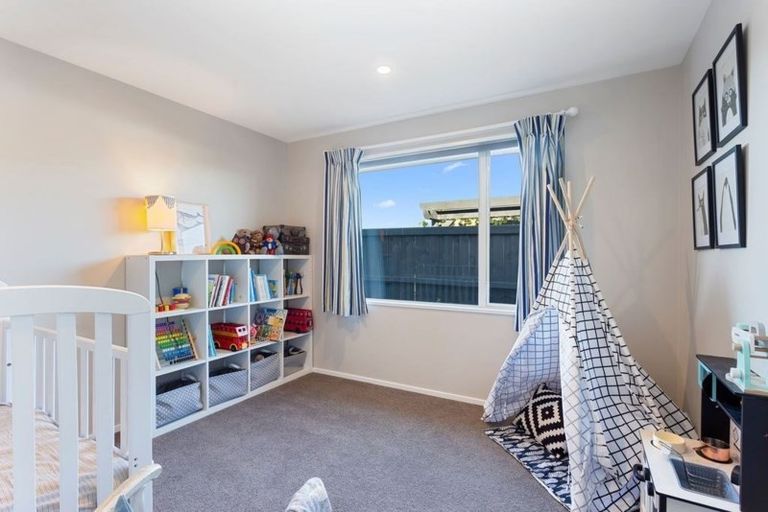 Photo of property in 1 Greenfield Mews, Rangiora, 7400