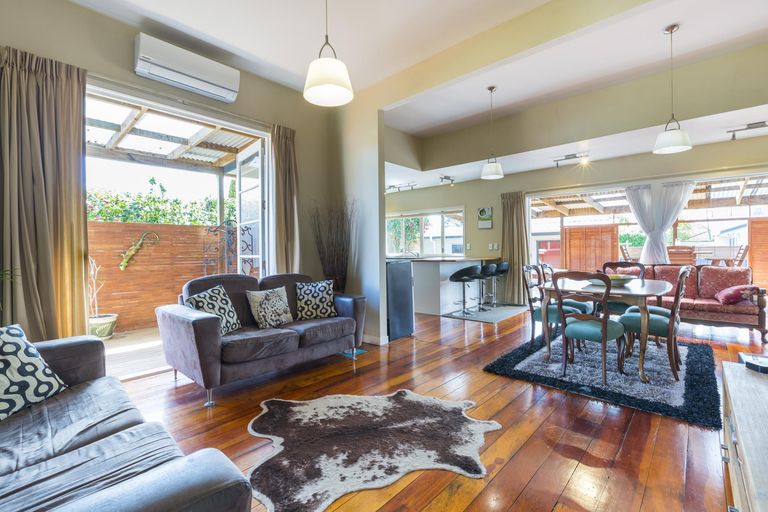 Photo of property in 12 Gibson Road, Tuakau, 2121