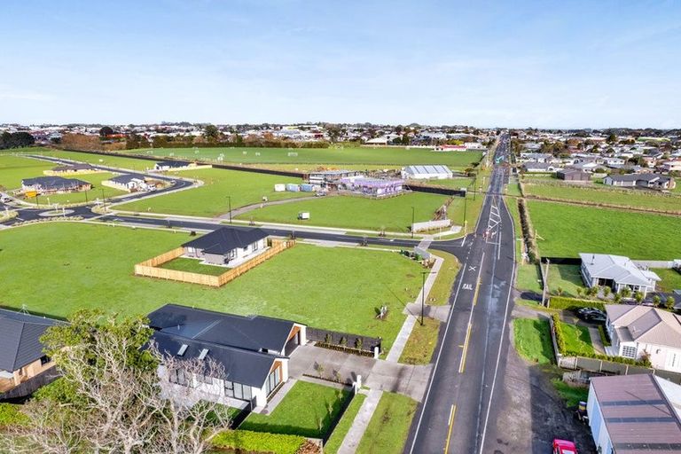 Photo of property in 74 Turuturu Road, Hawera, 4674