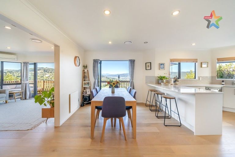 Photo of property in 87 Cypress Drive, Maungaraki, Lower Hutt, 5010