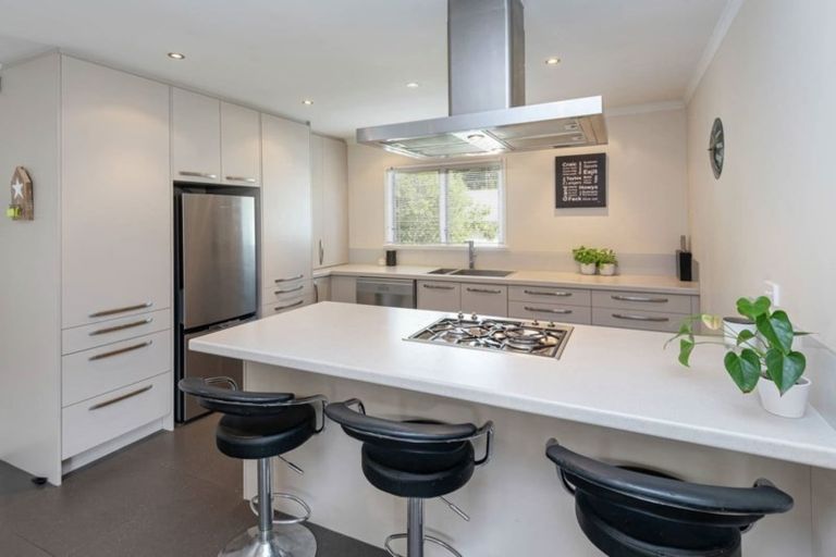 Photo of property in 2/10a Baird Street, Howick, Auckland, 2014