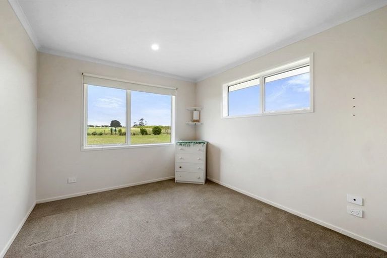 Photo of property in 94 Mirikau Road, Warea, New Plymouth, 4381