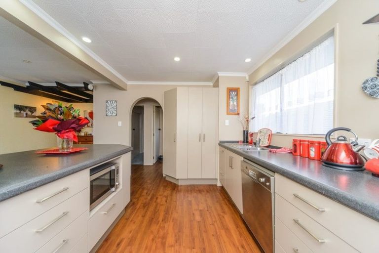 Photo of property in 39 Pencarrow Street, Highbury, Palmerston North, 4412