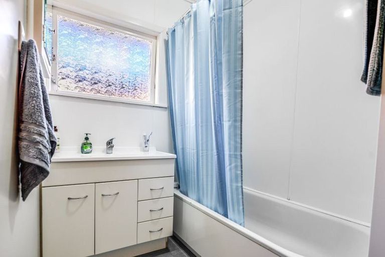 Photo of property in 4 Balfour Crescent, Riverlea, Hamilton, 3216