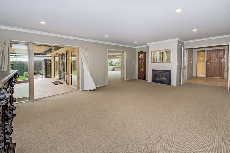 Photo of property in 1 Oldham Place, Darfield, 7510