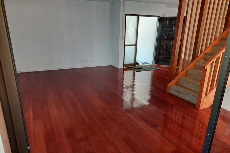 Photo of property in 40 Tudor Road, Henderson, Auckland, 0610