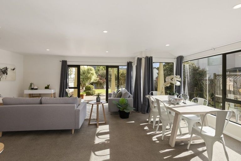 Photo of property in 21b Manuka Street, Stokes Valley, Lower Hutt, 5019