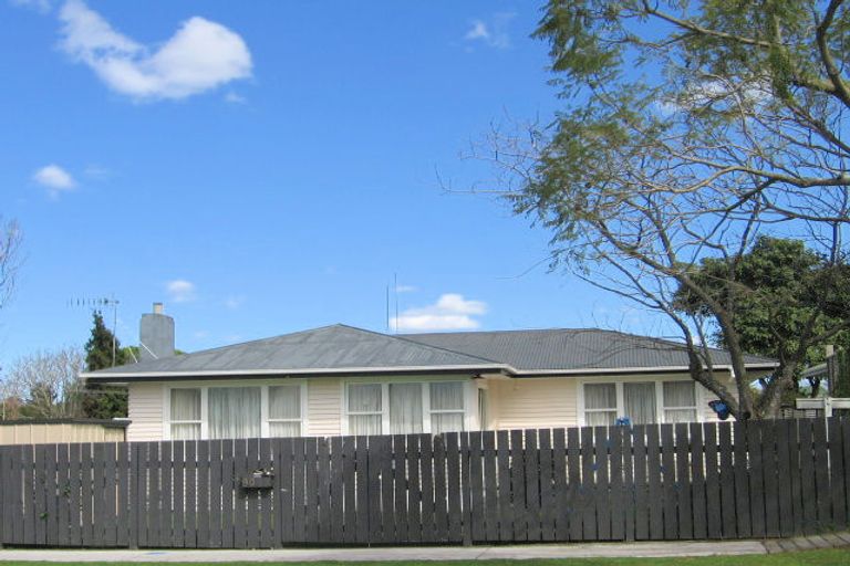 Photo of property in 90 Bellevue Road, Brookfield, Tauranga, 3110
