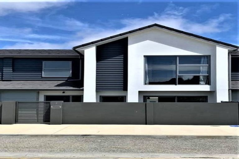 Photo of property in 7 Karearea Avenue, Kenepuru, Porirua, 5022