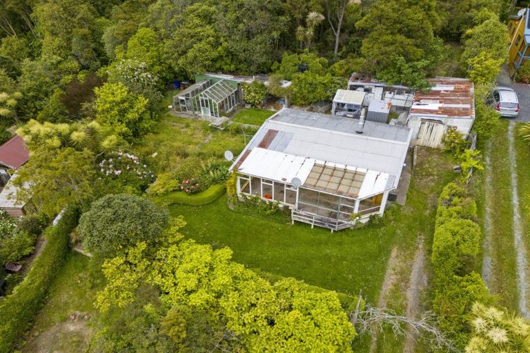 Photo of property in 196 Doctors Point Road, Waitati, 9085