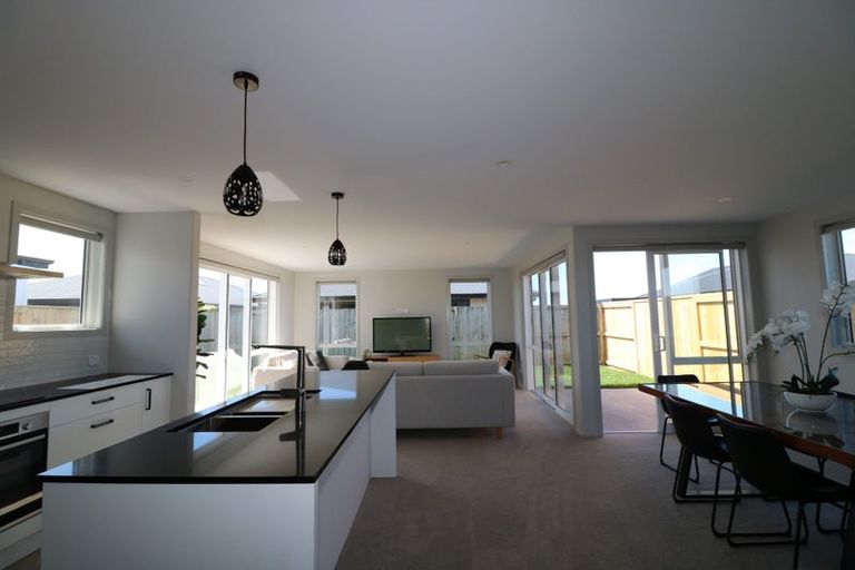 Photo of property in 269 Te Okuroa Drive, Papamoa, 3118