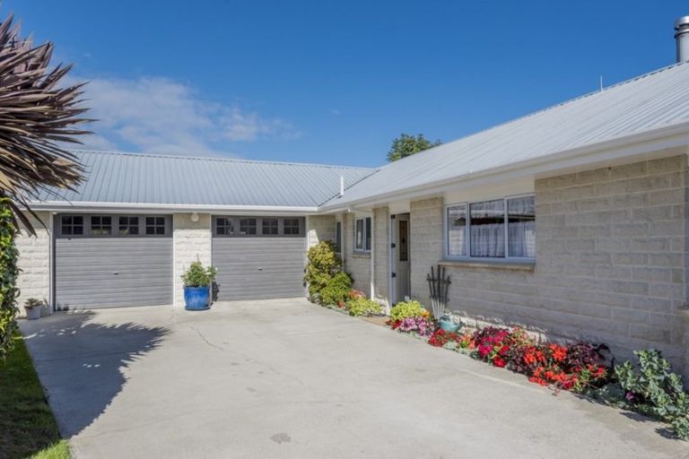 Photo of property in 16 Wright Grove, Levin, 5510