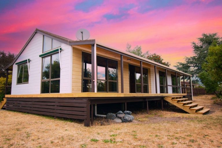 Photo of property in 20 Tobin Place, Richmond Heights, Taupo, 3330