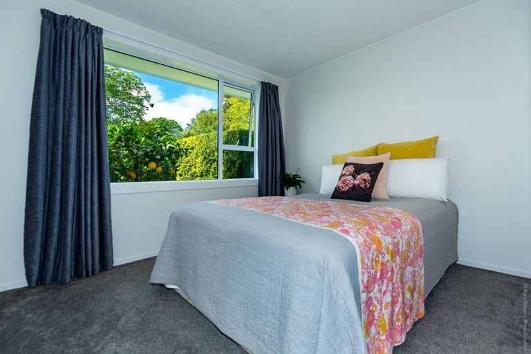 Photo of property in 69a Aorangi Road, Bryndwr, Christchurch, 8053