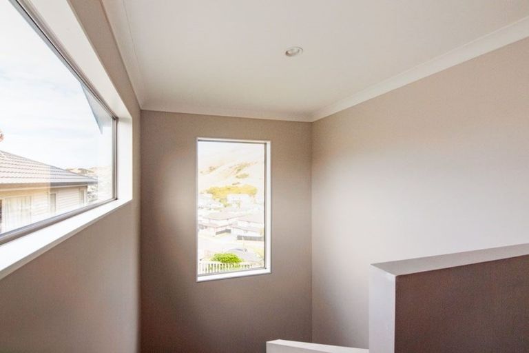 Photo of property in 5a Gifford Grove, Churton Park, Wellington, 6037