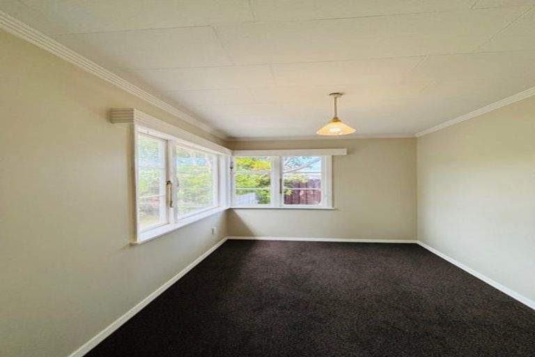 Photo of property in 5a Avalon Crescent, Avalon, Lower Hutt, 5011