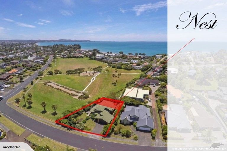 Photo of property in 5 Esther Place, Red Beach, 0932