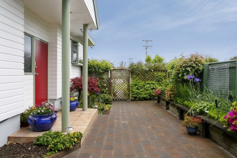 Photo of property in 2/59 Rokino Road, Hilltop, Taupo, 3330