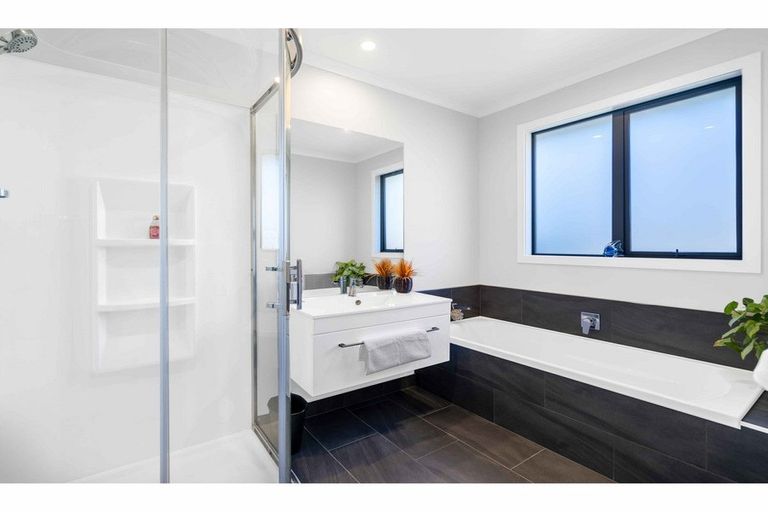 Photo of property in 11 Walker Place, Alexandra, 9320