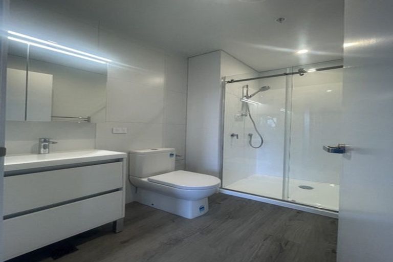 Photo of property in 104/2 Rauroa Lane, Hobsonville, Auckland, 0616