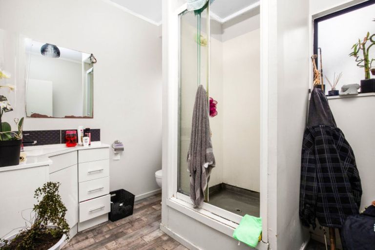 Photo of property in 6 Southview Place, Wattle Downs, Auckland, 2102