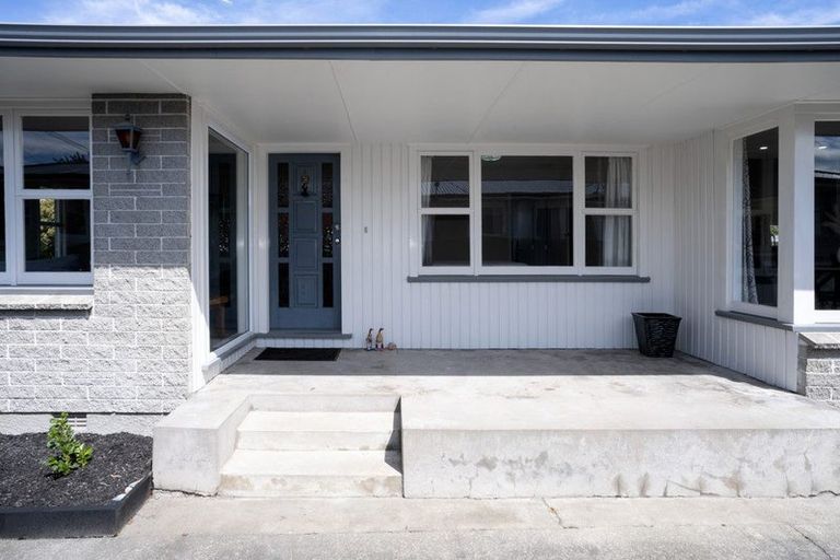 Photo of property in 35 Dunster Street, Burnside, Christchurch, 8053