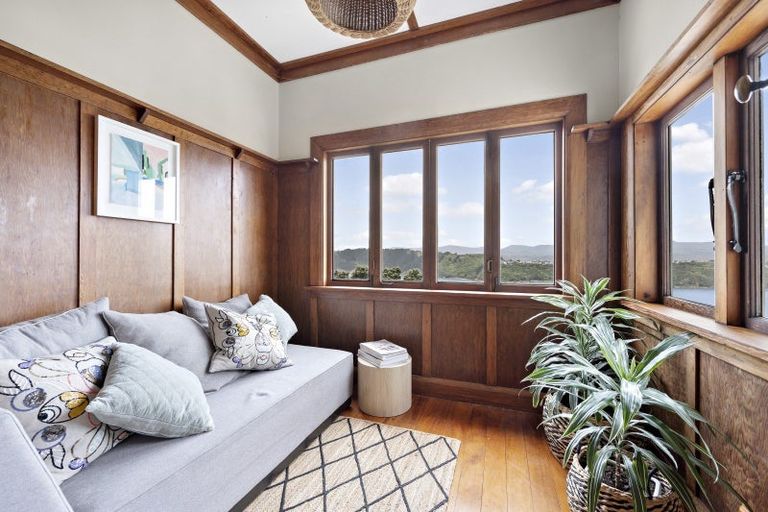 Photo of property in 152 Grafton Road, Roseneath, Wellington, 6011