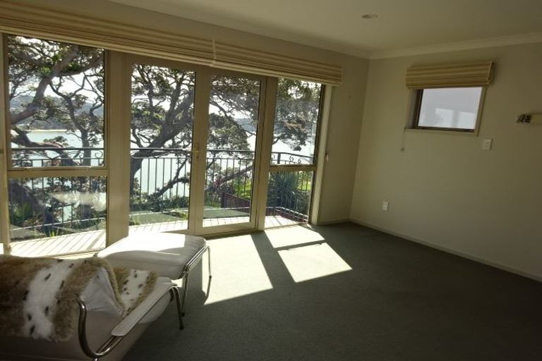 Photo of property in 36 Ardern Avenue, Stanmore Bay, Whangaparaoa, 0932