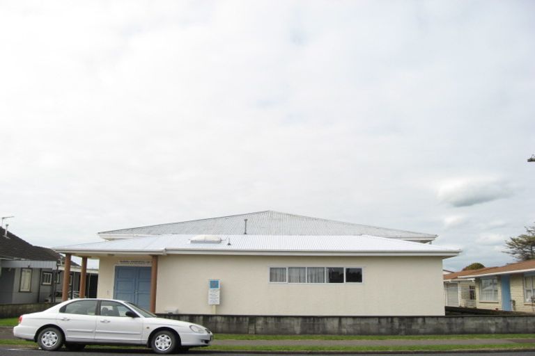 Photo of property in 17 Darnell Street, Fitzroy, New Plymouth, 4312