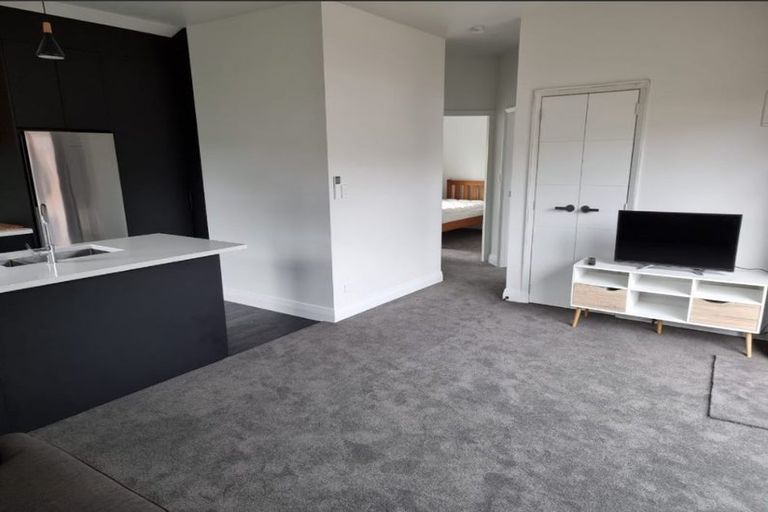 Photo of property in 2 Halcyon Crescent, Te Marua, Upper Hutt, 5018