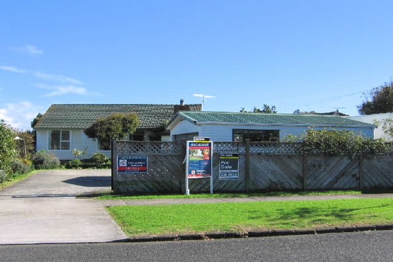 Photo of property in 35 Millen Avenue, Pakuranga, Auckland, 2010