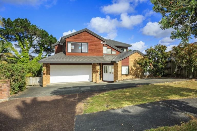 Photo of property in 61 Calypso Way, Unsworth Heights, Auckland, 0632