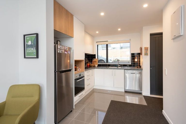 Photo of property in 8/24 Princess Terrace, Newtown, Wellington, 6021