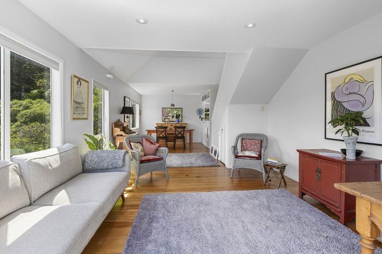 Photo of property in 86a Volga Street, Island Bay, Wellington, 6023